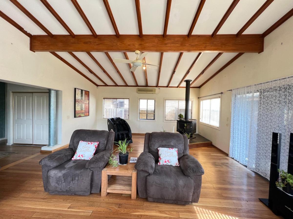 Cosy 4Br Home 15 Minutes Away From Melbourne Airport St Albans Exterior photo