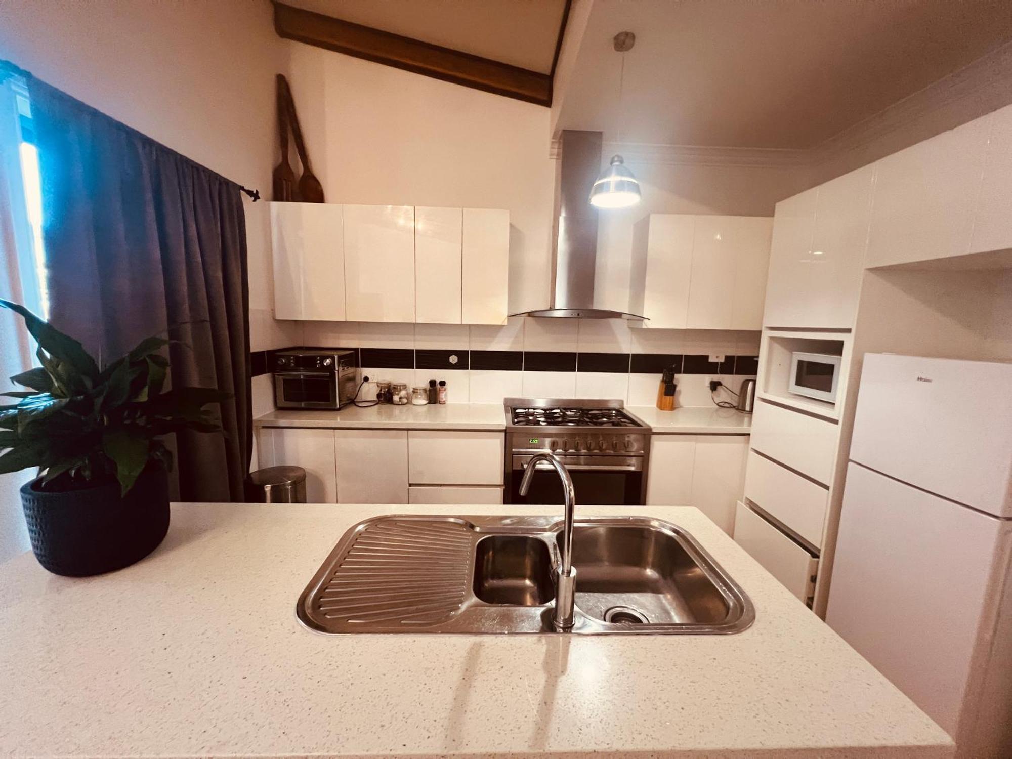 Cosy 4Br Home 15 Minutes Away From Melbourne Airport St Albans Exterior photo