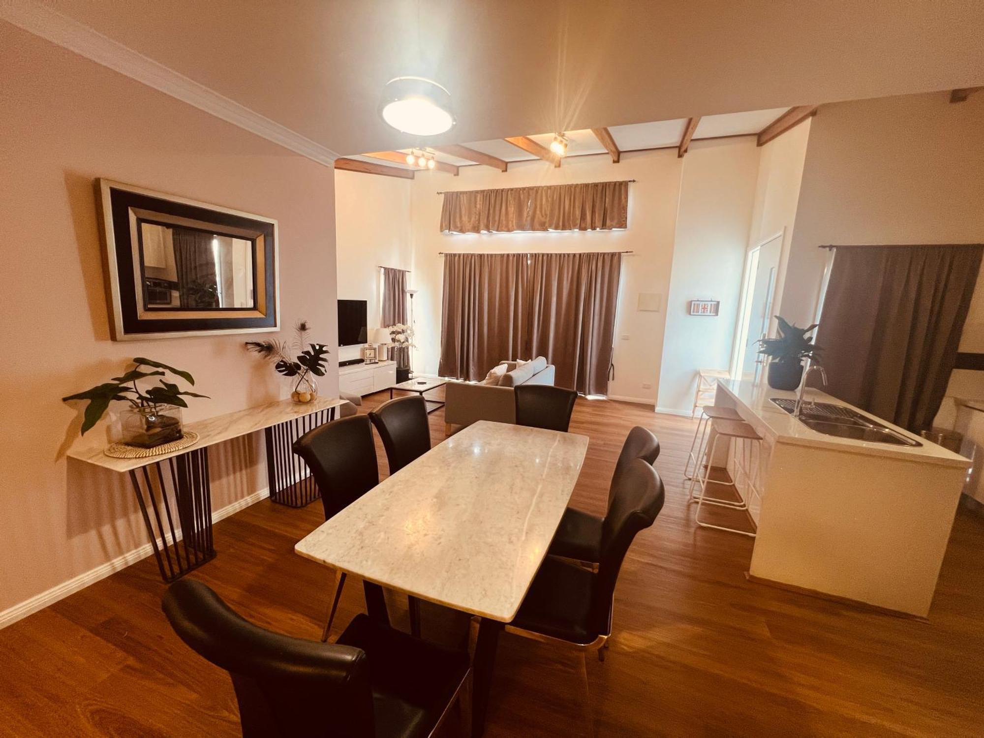 Cosy 4Br Home 15 Minutes Away From Melbourne Airport St Albans Exterior photo